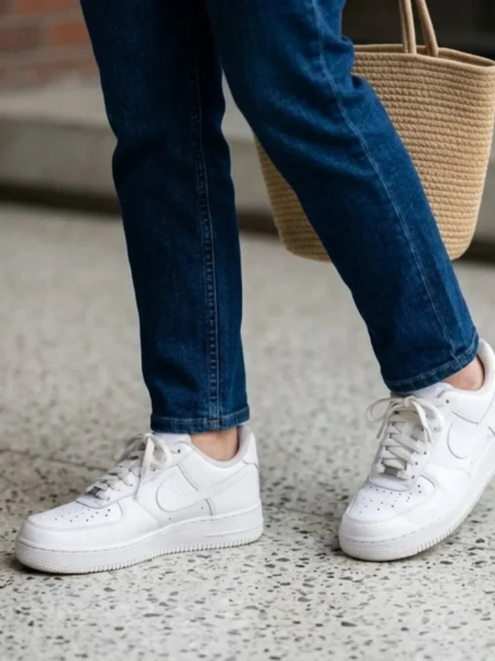Nike Air Force 1 Low '07 Triple White Size 8.5M / 10W CW2288-111